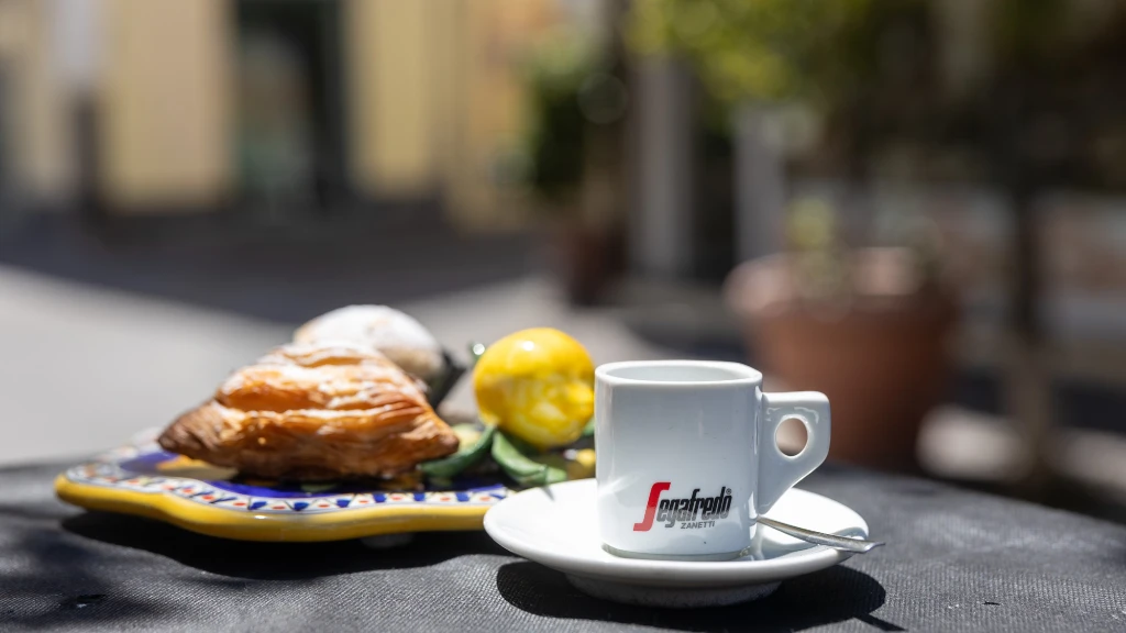 Segafredo_sunny_breakfast.jpg