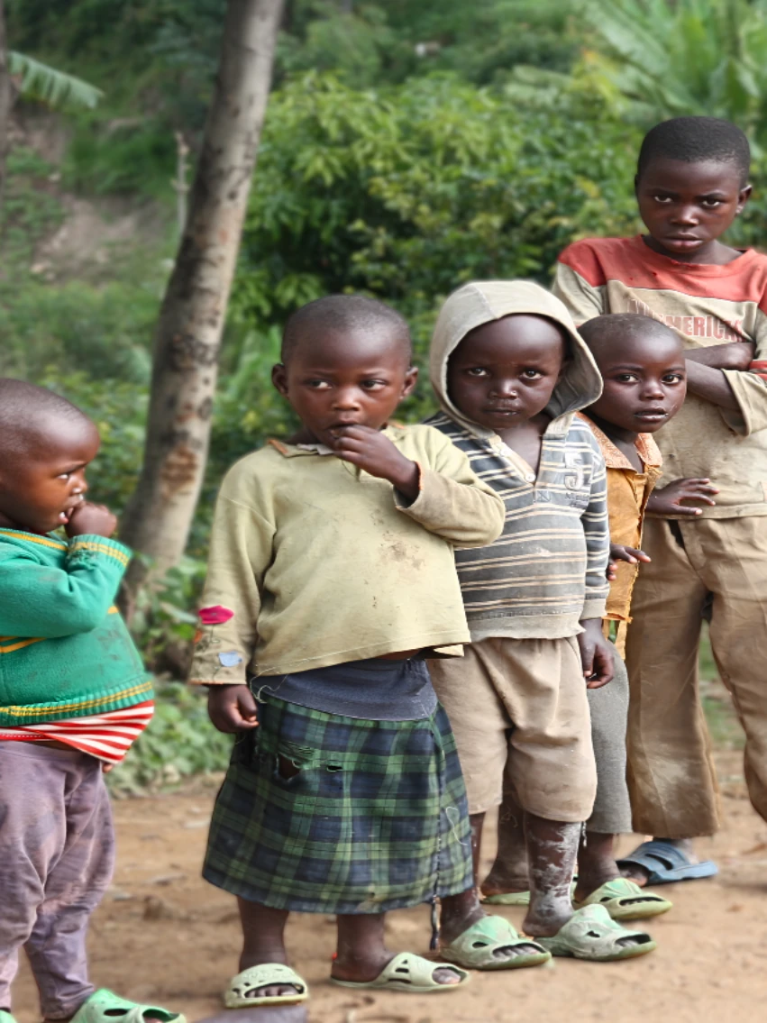Rwanda - children.png
