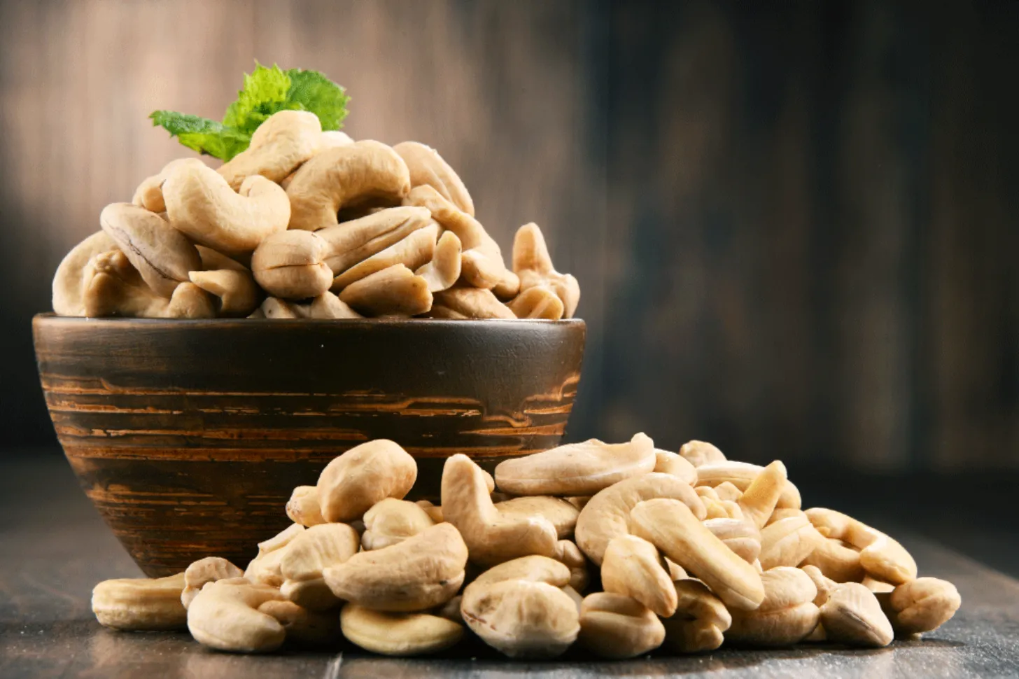 cashew-nuts.png